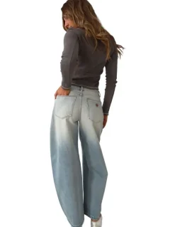 Abrand Jeans 95 Barrel Jean in Alexis