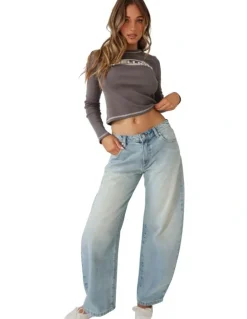 Abrand Jeans 95 Barrel Jean in Alexis