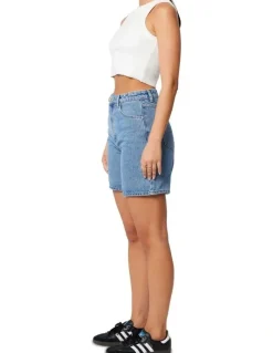 ABrand Jeans Carrie Short in Naomi