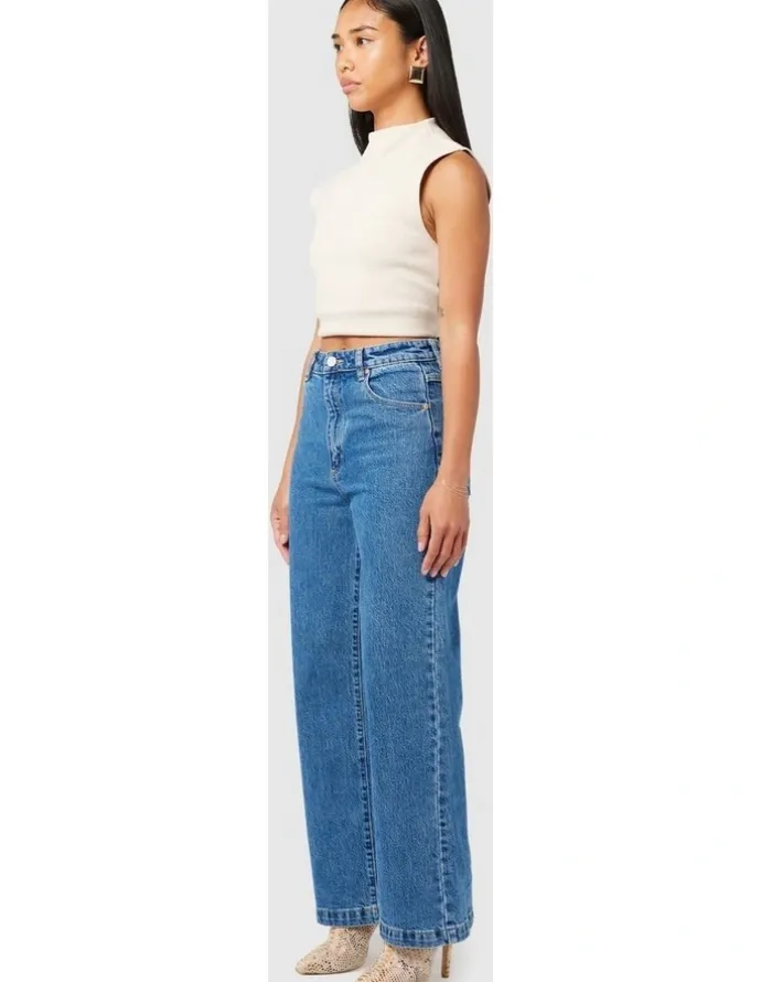 Abrand Jeans 94 High And Wide Petite Eva Organic Jeans in Blue