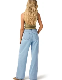 Abrand Jeans 94 High & Wide Petite Jenas in Kendall