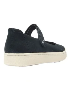 Active Flex Albany Sneakers in Navy Metallic Suede