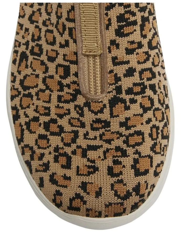 Active Flex Oberon Sneakers in Multi