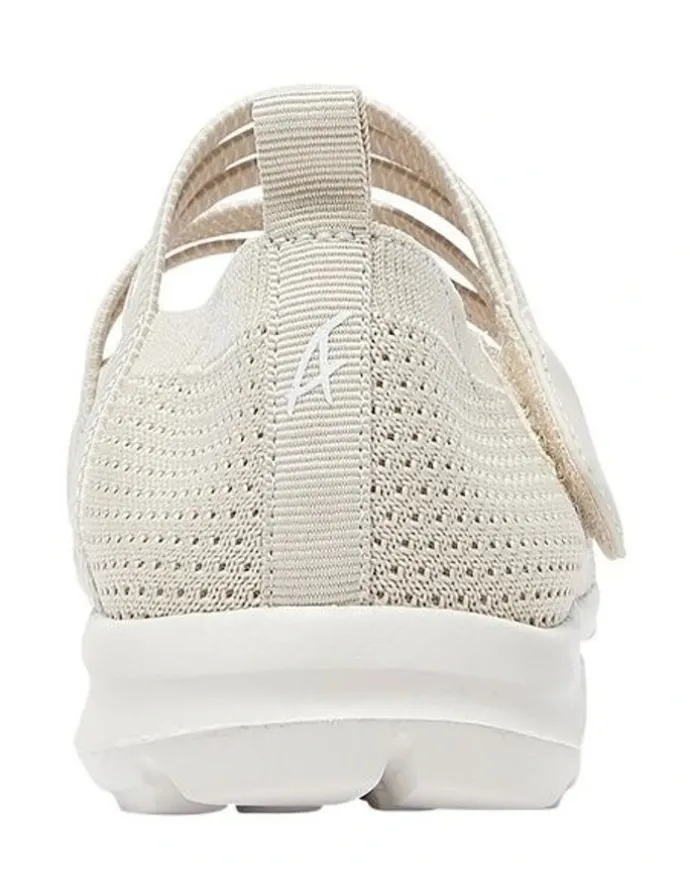 Active Flex Patsy Sneakers in Beige Stretch