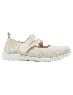 Active Flex Patsy Sneakers in Beige Stretch