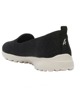 Active Flex Perry Sneakers in Black Stretch