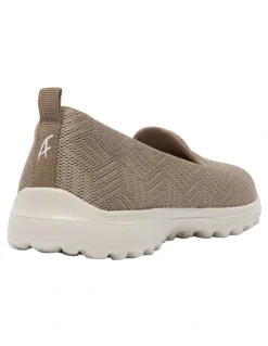 Active Flex Perry Sneakers in Khaki Stretch