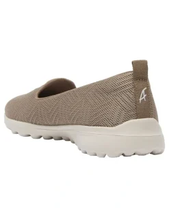 Active Flex Perry Sneakers in Khaki Stretch