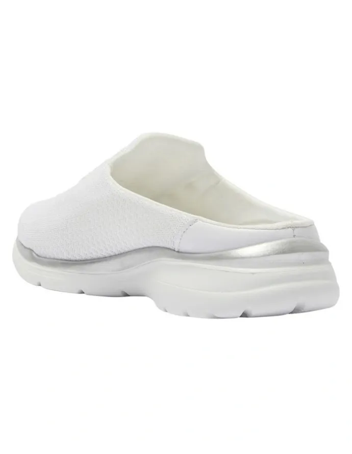 Active Flex Quest Sneakers in White Knit