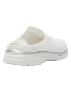 Active Flex Quest Sneakers in White Knit