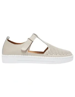 Active Flex Ricky Leather Sneakers in Taupe