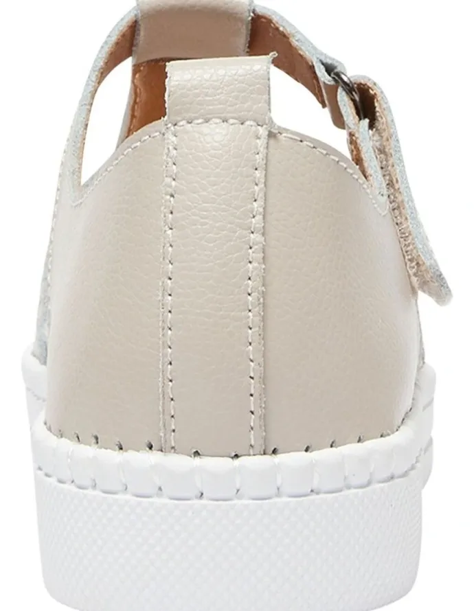 Active Flex Ricky Leather Sneakers in Taupe