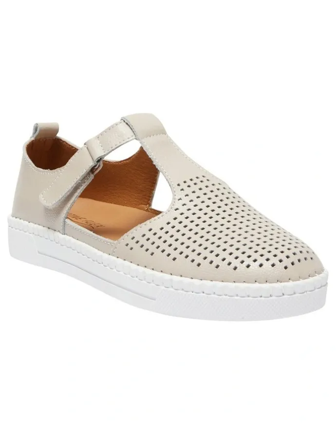 Active Flex Ricky Leather Sneakers in Taupe