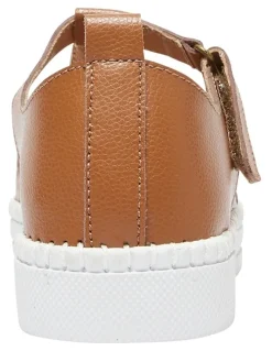Active Flex Ricky Leather Sneakers in Tan