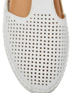 Active Flex Ricky Leather Sneakers in White