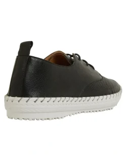 Active Flex Ripley Sneakers in Black Leather