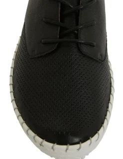 Active Flex Ripley Sneakers in Black Leather