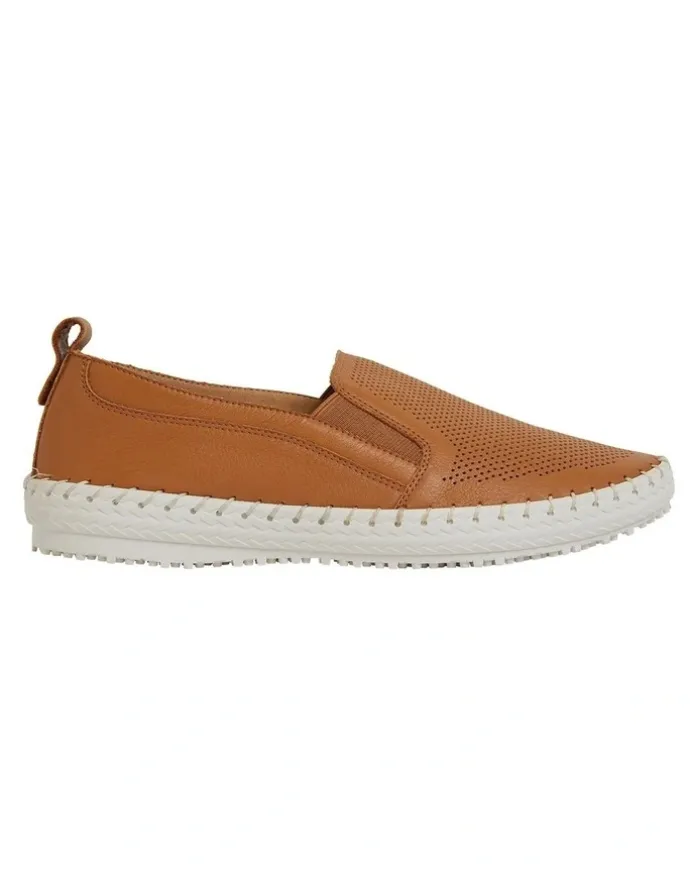 Active Flex Riva Sneakers in Tan Leather