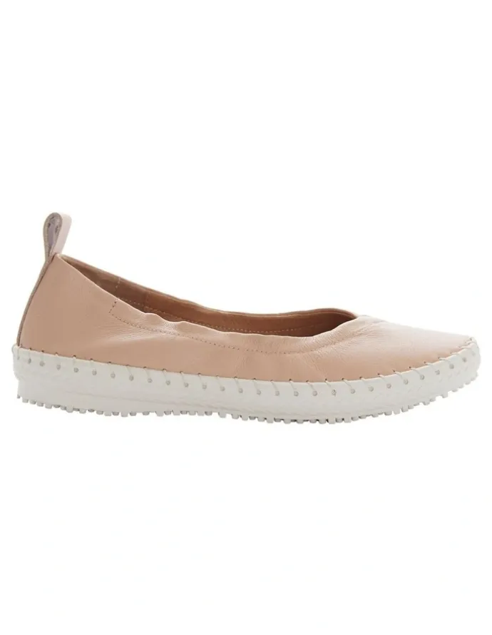 Active Flex Rosalia Sneakers in Blush Leather