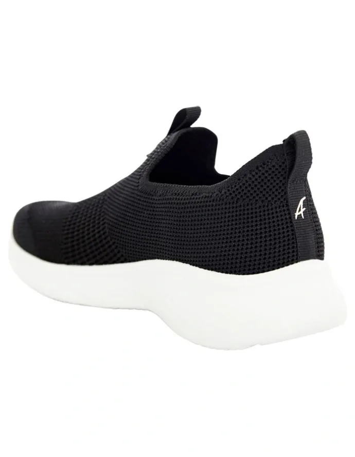 Active Flex Yard Sneakers in Black