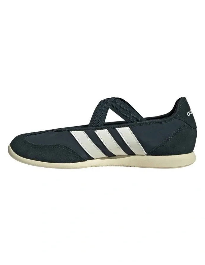 adidas Barreda Mary Jane Shoes in Green