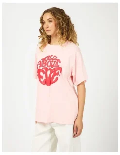 All About Eve Retro Relaxed Tee in Pink