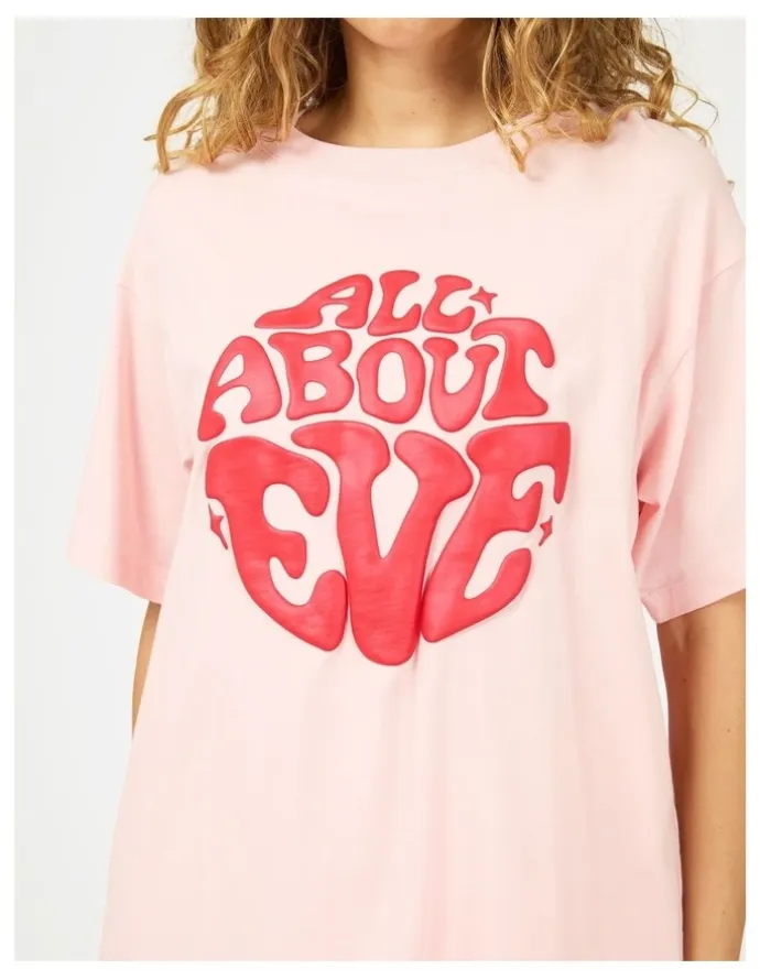 All About Eve Retro Relaxed Tee in Pink