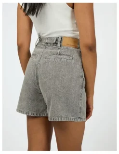 All About Eve Stevie Denim Short in grey