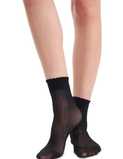 Ambra Chevron Anklet in Black