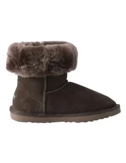 Aus Wooli Ugg Mid Calf Sheepskin Ugg Boot in Chocolate
