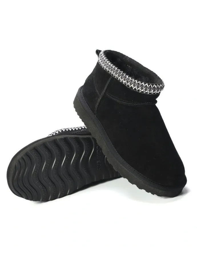 Aus Wooli Ugg Sheepskin Wool Ankle Braid Altona Boots in Black