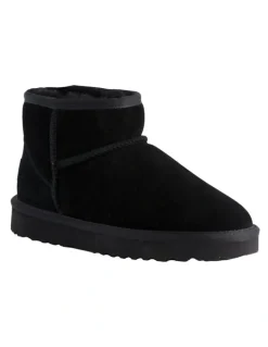 Aus Wooli Ugg Short Sheepskin Ankle Ugg Boot in Black