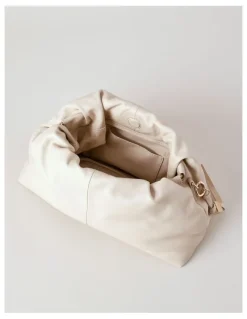 Basque Andrea Leather Clutch Bag in Vanilla