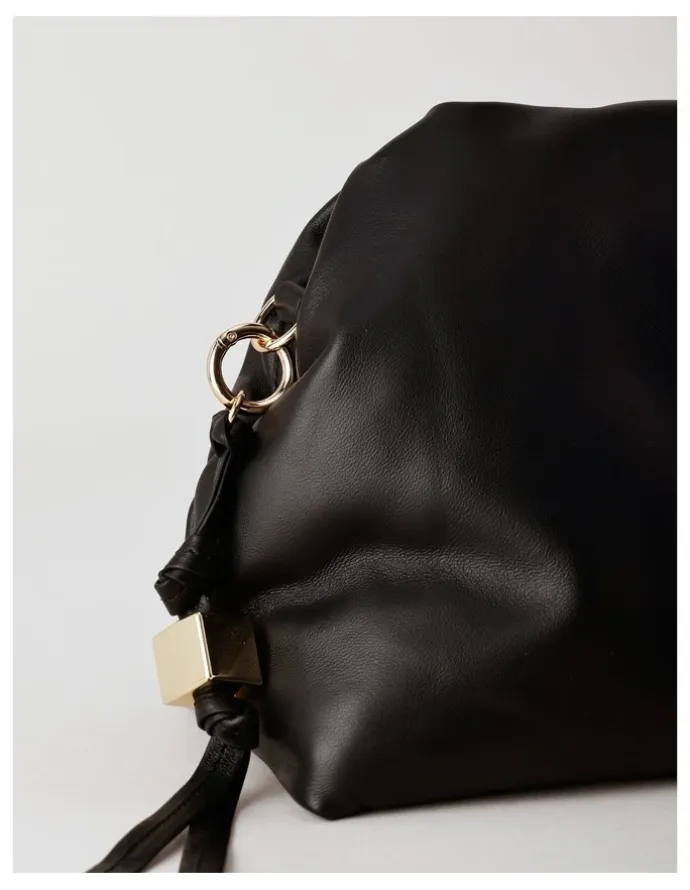 Basque Andrea Leather Clutch Bag in Black