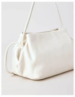 Basque Aria Leather Crossbody Bag in Vanilla