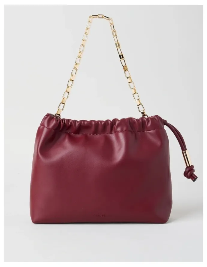 Basque Ashley Shoulder Bag in Merlot