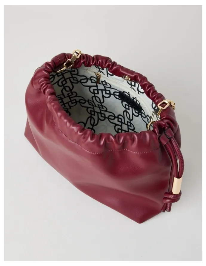 Basque Ashley Shoulder Bag in Merlot