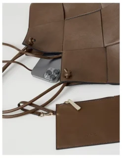 Basque Bowie Tote Bag in Tan