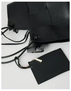 Basque Bowie Tote Bag in Black
