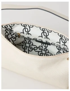 Basque Chloe Shoulder Bag in Cream