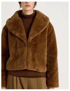 Basque Faux Fur Jacket in Chestnut