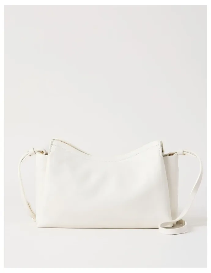 Basque Gracie Leather Crossbody Bag in Chalk