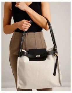 Basque Harper Leather Shoulder Bag in Natural/Black