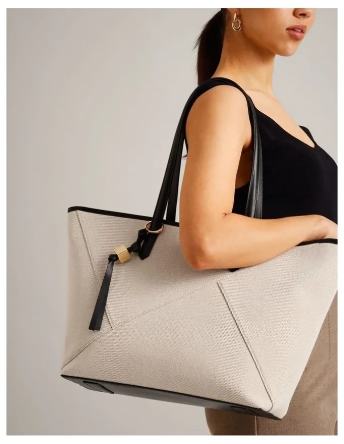 Basque Monica Leather Tote Bag in Natural/Black
