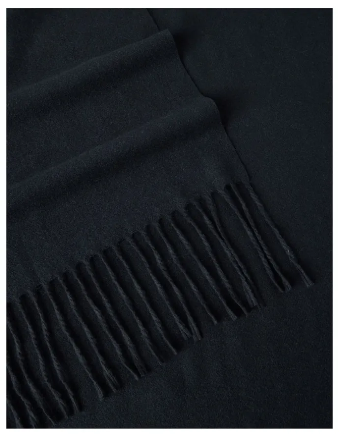 Basque Pashminetta Winter Scarf in Black