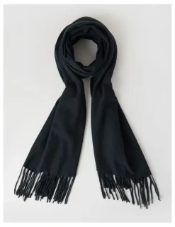 Basque Pashminetta Winter Scarf in Black