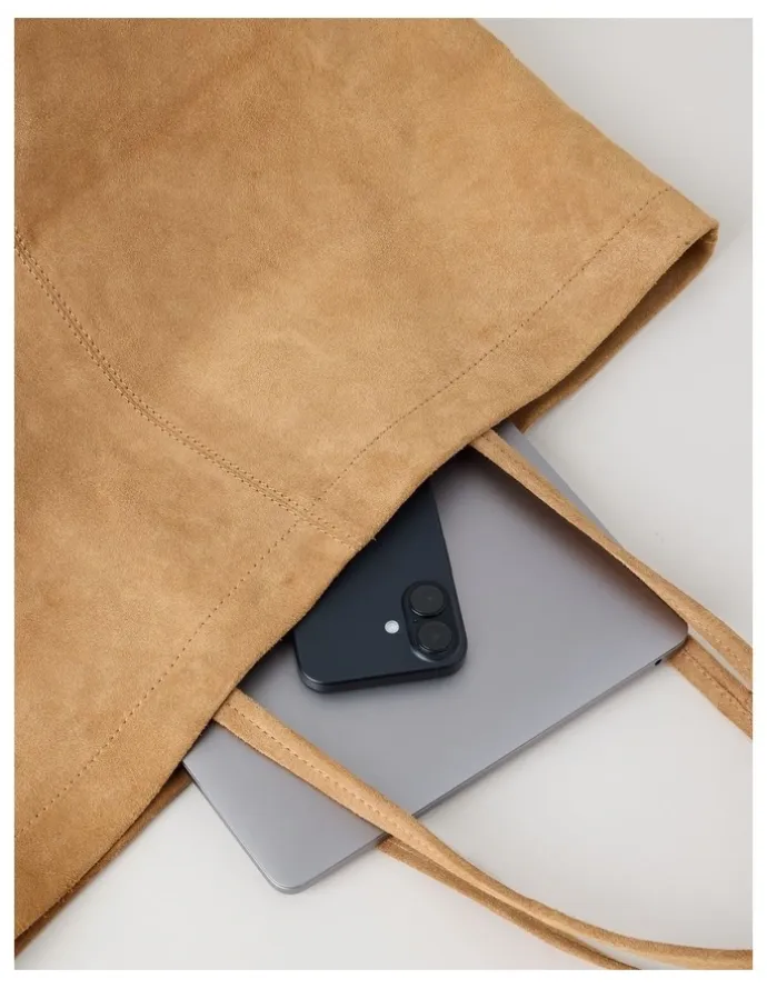 Basque Phoenix Suede Leather Tote Bag in Caramel