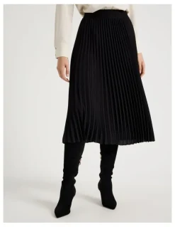 Basque Pleat Skirt in Black