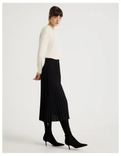 Basque Pleat Skirt in Black