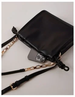 Basque Savannah Shoulder Bag in Black